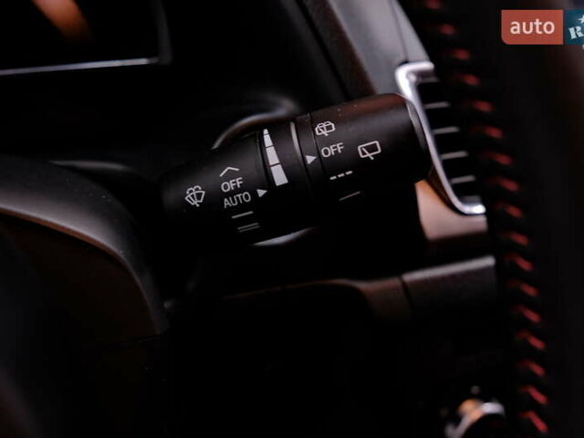 Білий Мазда 3, об'ємом двигуна 1.5 л та пробігом 93 тис. км за 13500 $, фото 21 на Automoto.ua