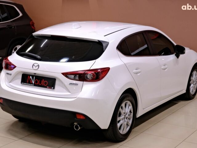 Мазда 3 2014 у Одесі на Automoto.ua Білий Мазда 3, об'ємом двигуна 1.5 л та пробігом 93 тис. км за 13500 $, фото 4 на Automoto.ua
