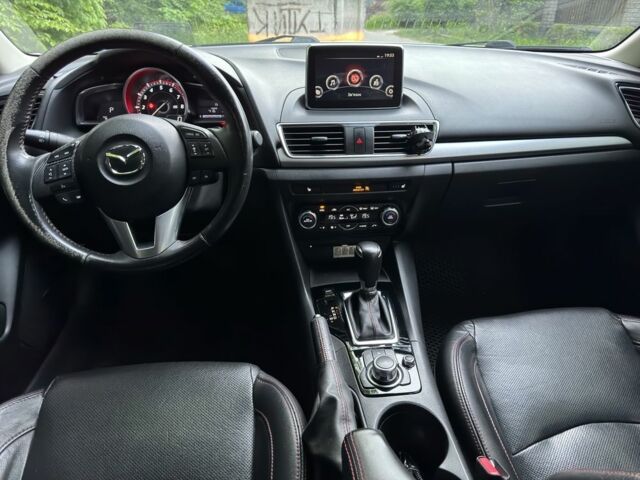 Белый Мазда 3, объемом двигателя 2.5 л и пробегом 192 тыс. км за 10600 $, фото 10 на Automoto.ua