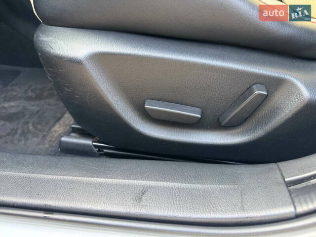 Білий Мазда 3, об'ємом двигуна 2.5 л та пробігом 132 тис. км за 11600 $, фото 16 на Automoto.ua