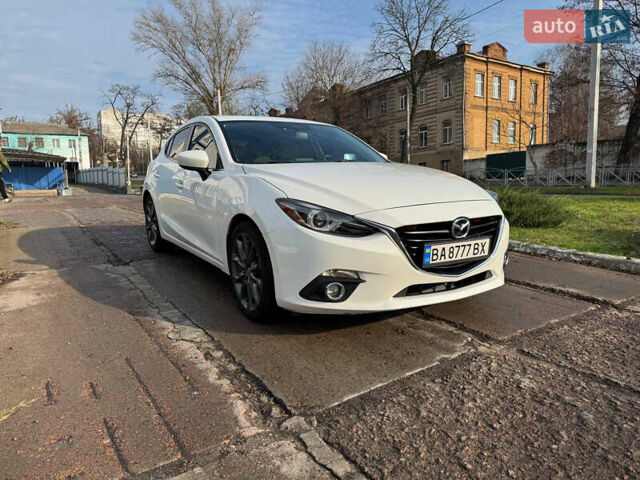 Білий Мазда 3, об'ємом двигуна 2.5 л та пробігом 132 тис. км за 11600 $, фото 2 на Automoto.ua