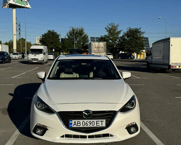 Белый Мазда 3, объемом двигателя 2.5 л и пробегом 120 тыс. км за 14800 $, фото 2 на Automoto.ua