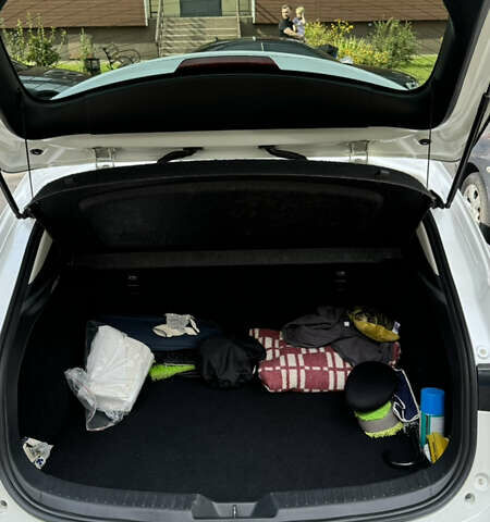 Білий Мазда 3, об'ємом двигуна 1.5 л та пробігом 193 тис. км за 12000 $, фото 10 на Automoto.ua