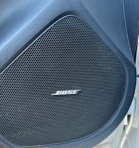 Белый Мазда 3, объемом двигателя 2 л и пробегом 46 тыс. км за 12200 $, фото 22 на Automoto.ua