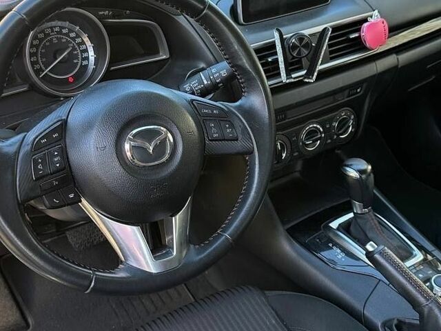 Белый Мазда 3, объемом двигателя 2 л и пробегом 85 тыс. км за 7800 $, фото 11 на Automoto.ua