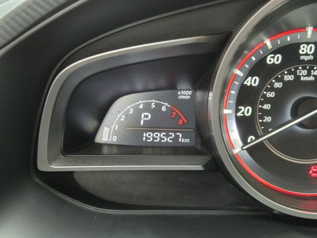 Білий Мазда 3, об'ємом двигуна 2 л та пробігом 199 тис. км за 263 $, фото 7 на Automoto.ua