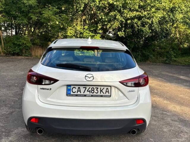 Білий Мазда 3, об'ємом двигуна 2 л та пробігом 76 тис. км за 11858 $, фото 14 на Automoto.ua
