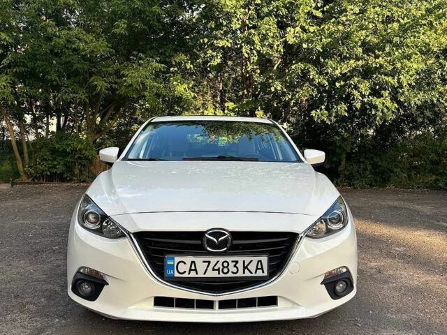 Білий Мазда 3, об'ємом двигуна 2 л та пробігом 76 тис. км за 12000 $, фото 2 на Automoto.ua