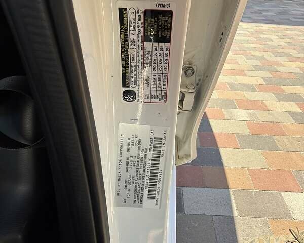 Белый Мазда 3, объемом двигателя 2.49 л и пробегом 103 тыс. км за 13250 $, фото 16 на Automoto.ua