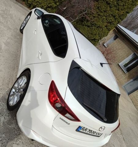 Білий Мазда 3, об'ємом двигуна 2.49 л та пробігом 105 тис. км за 13000 $, фото 20 на Automoto.ua