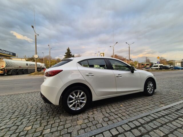 Білий Мазда 3, об'ємом двигуна 2 л та пробігом 199 тис. км за 263 $, фото 4 на Automoto.ua