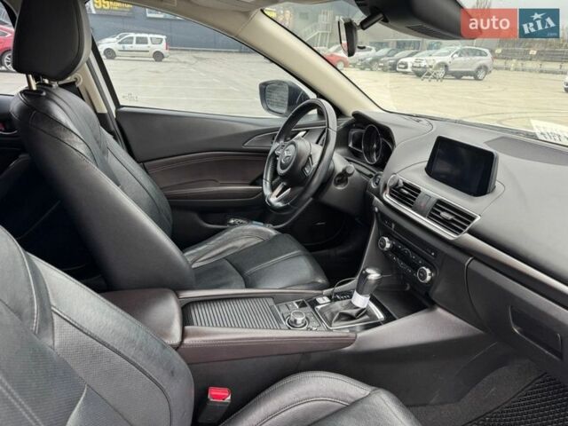 Белый Мазда 3, объемом двигателя 2.49 л и пробегом 102 тыс. км за 13000 $, фото 1 на Automoto.ua