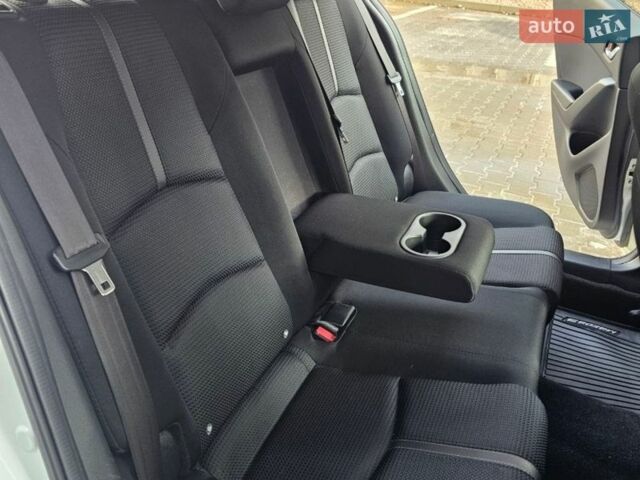 Белый Мазда 3, объемом двигателя 1.5 л и пробегом 54 тыс. км за 14499 $, фото 32 на Automoto.ua