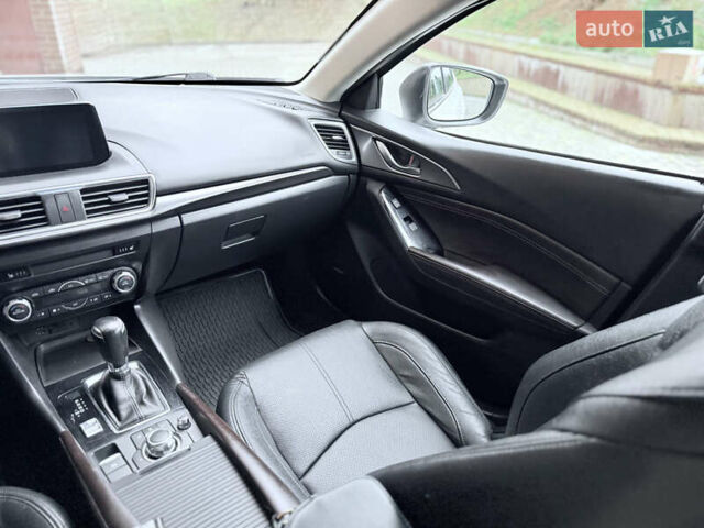 Белый Мазда 3, объемом двигателя 2.5 л и пробегом 139 тыс. км за 15500 $, фото 34 на Automoto.ua