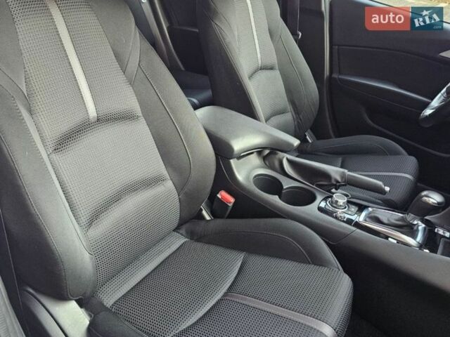 Белый Мазда 3, объемом двигателя 1.5 л и пробегом 54 тыс. км за 14499 $, фото 35 на Automoto.ua