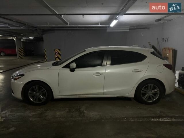 Белый Мазда 3, объемом двигателя 2.49 л и пробегом 102 тыс. км за 13000 $, фото 13 на Automoto.ua