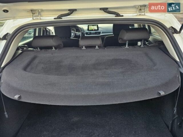 Белый Мазда 3, объемом двигателя 1.5 л и пробегом 54 тыс. км за 14499 $, фото 42 на Automoto.ua