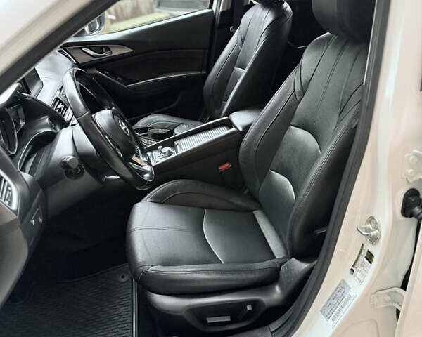 Белый Мазда 3, объемом двигателя 2.5 л и пробегом 139 тыс. км за 15500 $, фото 26 на Automoto.ua