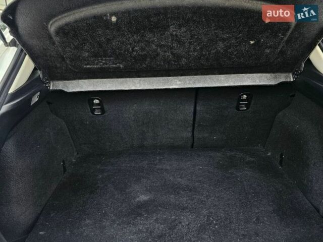 Белый Мазда 3, объемом двигателя 1.5 л и пробегом 54 тыс. км за 14499 $, фото 43 на Automoto.ua