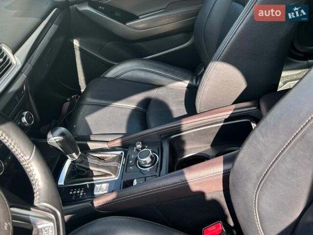 Белый Мазда 3, объемом двигателя 2.49 л и пробегом 102 тыс. км за 12500 $, фото 5 на Automoto.ua