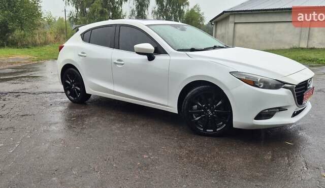 Білий Мазда 3, об'ємом двигуна 2.5 л та пробігом 95 тис. км за 11300 $, фото 3 на Automoto.ua