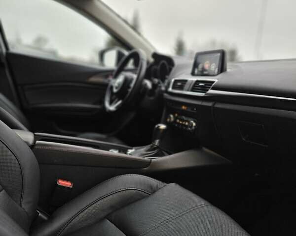 Белый Мазда 3, объемом двигателя 2.5 л и пробегом 84 тыс. км за 13500 $, фото 14 на Automoto.ua