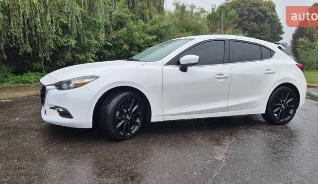 Білий Мазда 3, об'ємом двигуна 2.5 л та пробігом 95 тис. км за 11300 $, фото 5 на Automoto.ua