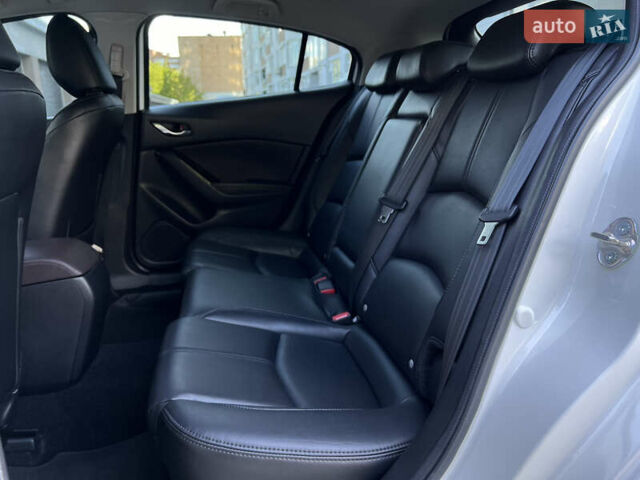 Білий Мазда 3, об'ємом двигуна 2.49 л та пробігом 81 тис. км за 14900 $, фото 15 на Automoto.ua