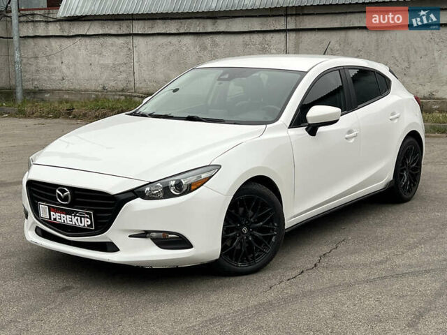Белый Мазда 3, объемом двигателя 2.49 л и пробегом 91 тыс. км за 11999 $, фото 2 на Automoto.ua