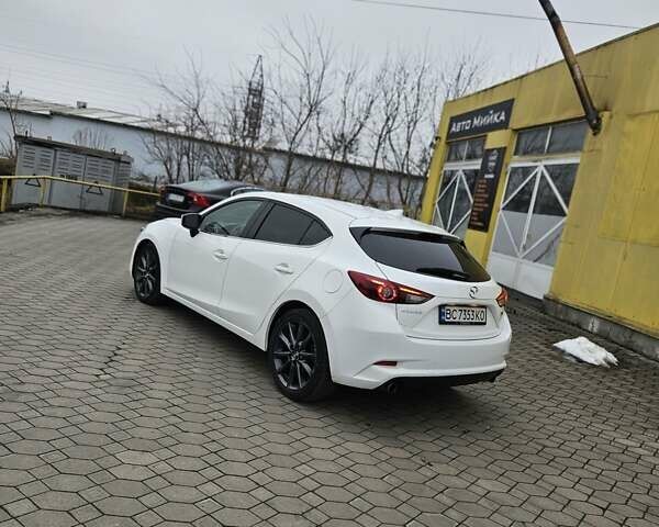 Белый Мазда 3, объемом двигателя 2.5 л и пробегом 84 тыс. км за 13500 $, фото 7 на Automoto.ua
