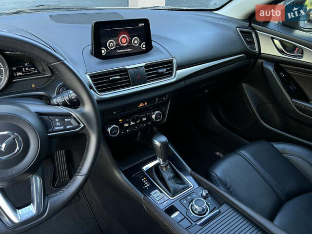 Білий Мазда 3, об'ємом двигуна 2.49 л та пробігом 81 тис. км за 14900 $, фото 7 на Automoto.ua