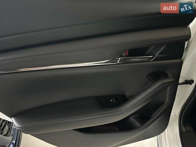 Белый Мазда 3, объемом двигателя 2.5 л и пробегом 57 тыс. км за 16440 $, фото 13 на Automoto.ua