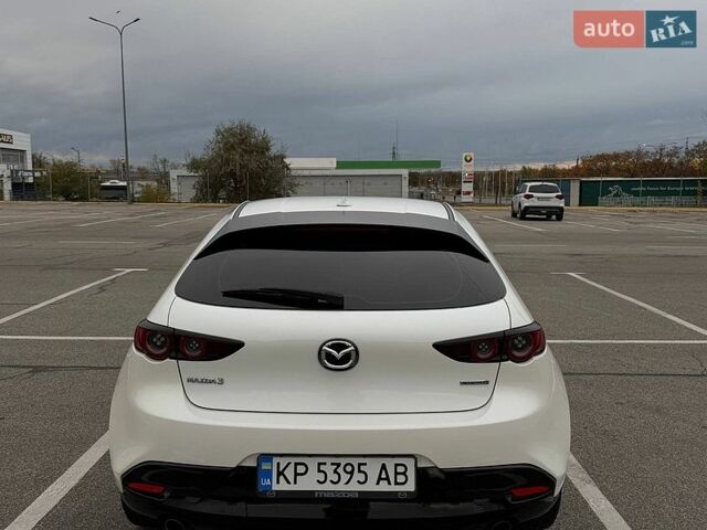 Белый Мазда 3, объемом двигателя 2.5 л и пробегом 145 тыс. км за 16000 $, фото 4 на Automoto.ua