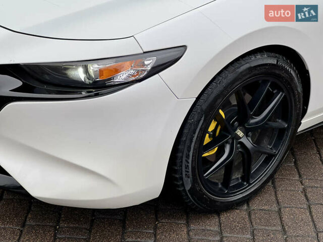 Білий Мазда 3, об'ємом двигуна 2.5 л та пробігом 81 тис. км за 16300 $, фото 60 на Automoto.ua
