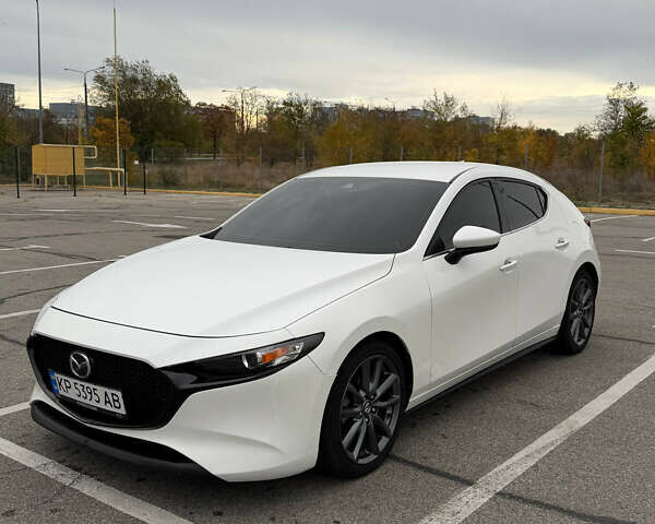 Білий Мазда 3, об'ємом двигуна 2.5 л та пробігом 143 тис. км за 16000 $, фото 1 на Automoto.ua