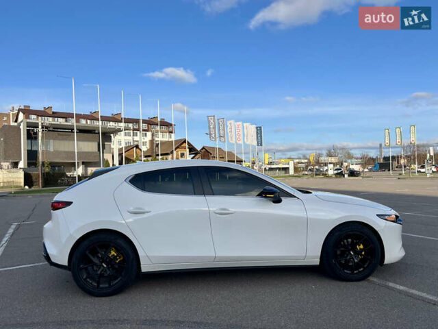 Белый Мазда 3, объемом двигателя 2.5 л и пробегом 81 тыс. км за 16200 $, фото 5 на Automoto.ua