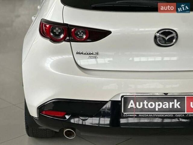 Белый Мазда 3, объемом двигателя 2.5 л и пробегом 57 тыс. км за 16440 $, фото 8 на Automoto.ua