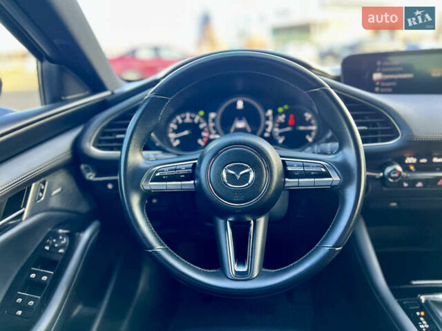Белый Мазда 3, объемом двигателя 2.5 л и пробегом 81 тыс. км за 16200 $, фото 13 на Automoto.ua