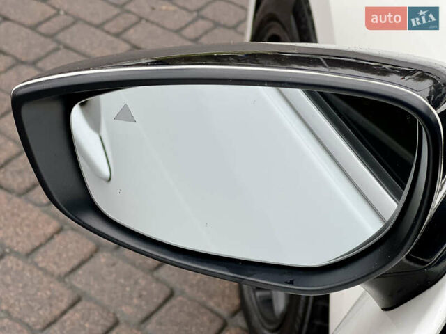 Білий Мазда 3, об'ємом двигуна 2.5 л та пробігом 81 тис. км за 16300 $, фото 45 на Automoto.ua