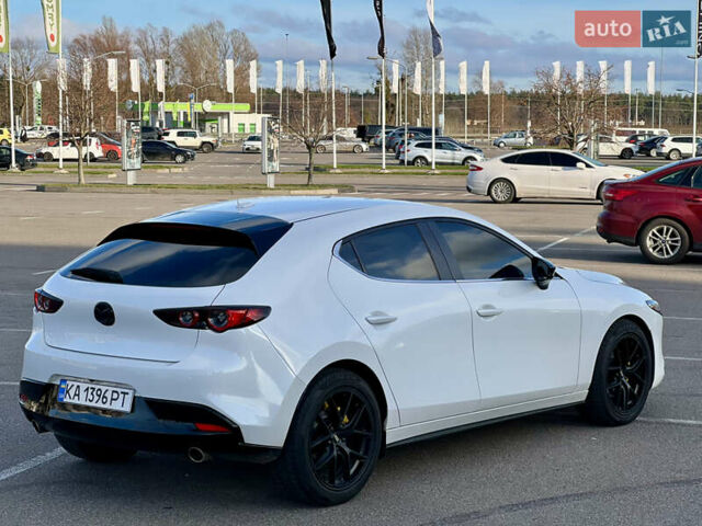 Белый Мазда 3, объемом двигателя 2.5 л и пробегом 81 тыс. км за 16200 $, фото 4 на Automoto.ua