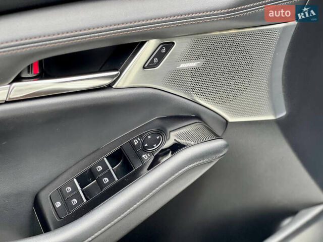 Белый Мазда 3, объемом двигателя 2.5 л и пробегом 81 тыс. км за 16200 $, фото 23 на Automoto.ua