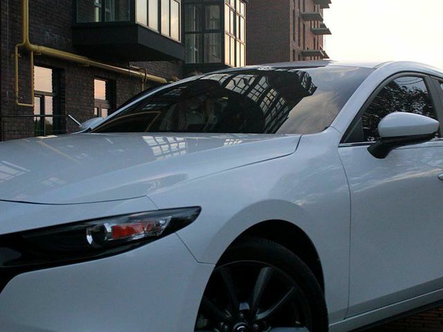 Білий Мазда 3, об'ємом двигуна 2.5 л та пробігом 14 тис. км за 16700 $, фото 4 на Automoto.ua