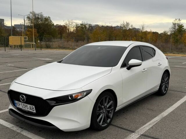 Білий Мазда 3, об'ємом двигуна 2.5 л та пробігом 143 тис. км за 16000 $, фото 1 на Automoto.ua