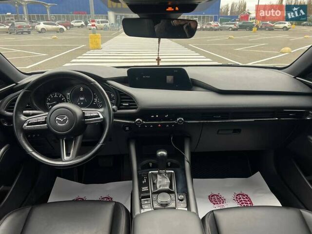 Білий Мазда 3, об'ємом двигуна 2.49 л та пробігом 85 тис. км за 15000 $, фото 14 на Automoto.ua