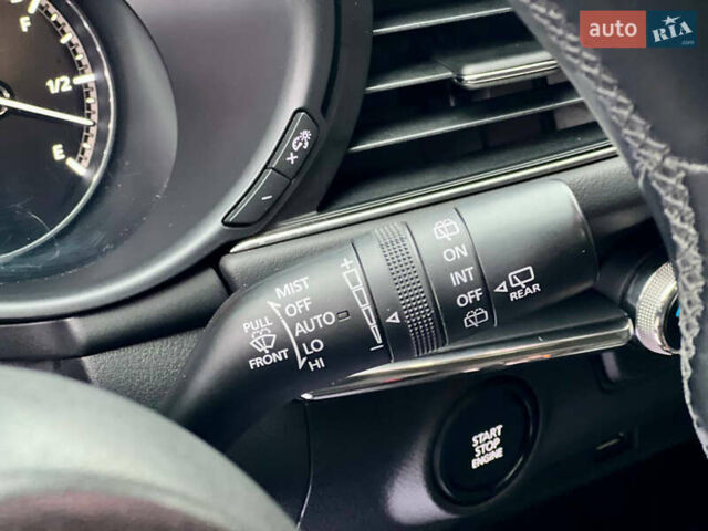 Белый Мазда 3, объемом двигателя 2.5 л и пробегом 81 тыс. км за 16200 $, фото 31 на Automoto.ua