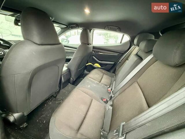 Білий Мазда 3, об'ємом двигуна 2.5 л та пробігом 93 тис. км за 10100 $, фото 27 на Automoto.ua