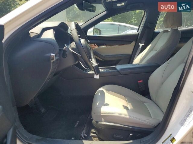 Білий Мазда 3, об'ємом двигуна 2.5 л та пробігом 101 тис. км за 3000 $, фото 6 на Automoto.ua