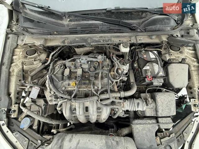 Білий Мазда 3, об'ємом двигуна 2.5 л та пробігом 93 тис. км за 10100 $, фото 26 на Automoto.ua