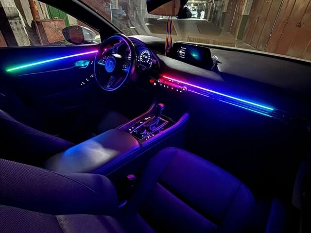Білий Мазда 3, об'ємом двигуна 1.5 л та пробігом 85 тис. км за 20500 $, фото 6 на Automoto.ua