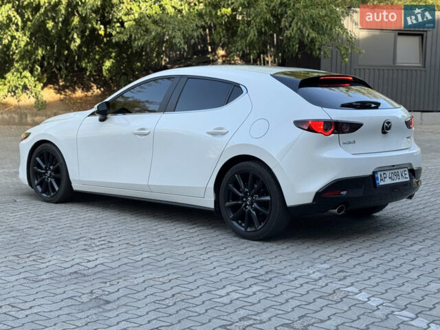 Білий Мазда 3, об'ємом двигуна 2.5 л та пробігом 82 тис. км за 16950 $, фото 9 на Automoto.ua